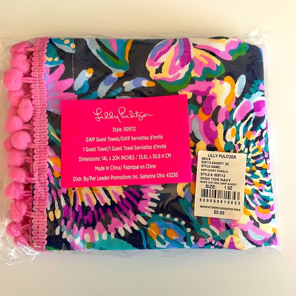 NWT Lilly Pulitzer Guest Towel High Tide Navy